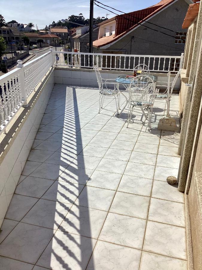 Atico Con Terraza Apartment О Грове Екстериор снимка