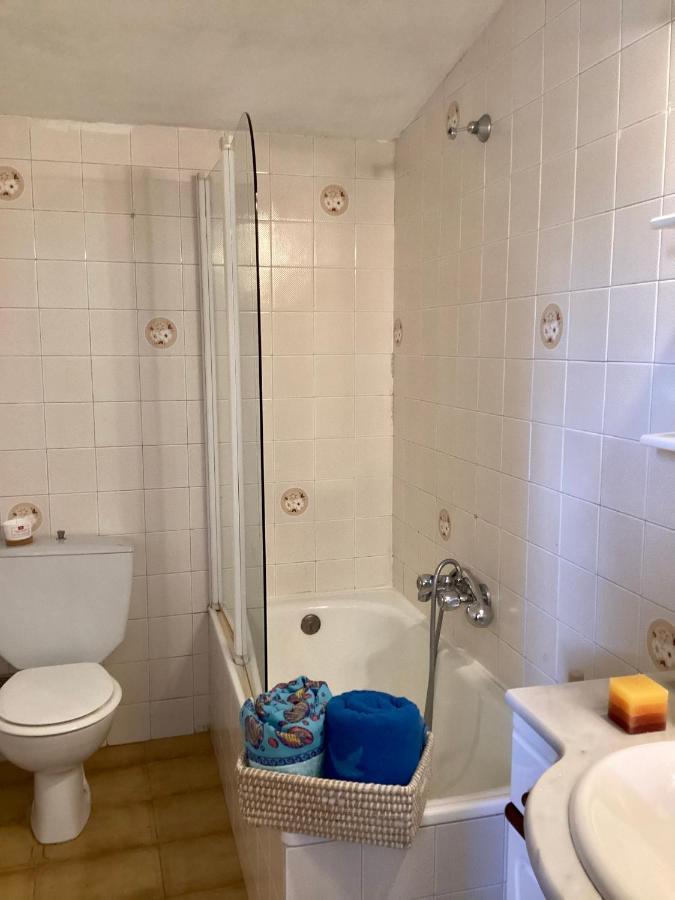 Atico Con Terraza Apartment О Грове Екстериор снимка