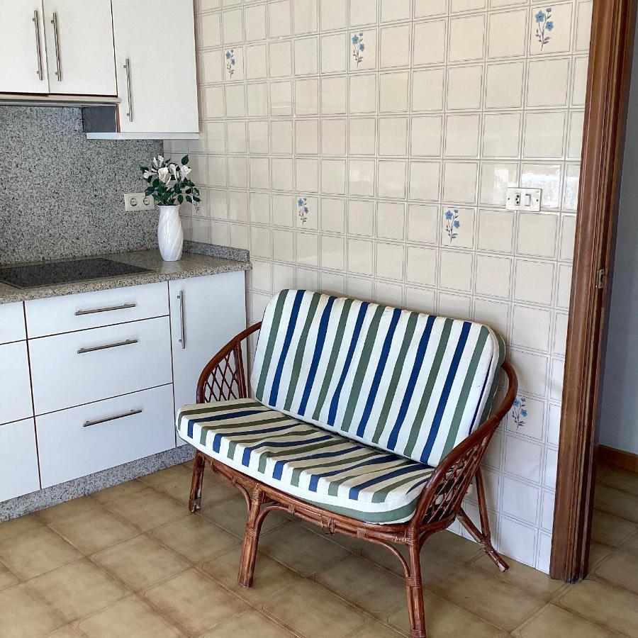 Atico Con Terraza Apartment О Грове Екстериор снимка