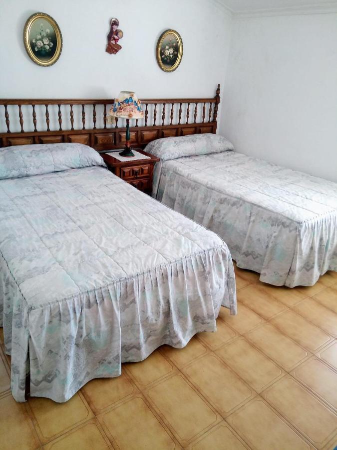 Atico Con Terraza Apartment О Грове Екстериор снимка